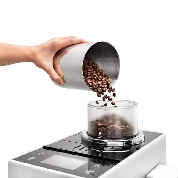 Máquina de Café Delonghi Automática Rivelia EXAM440.35.W Branca
